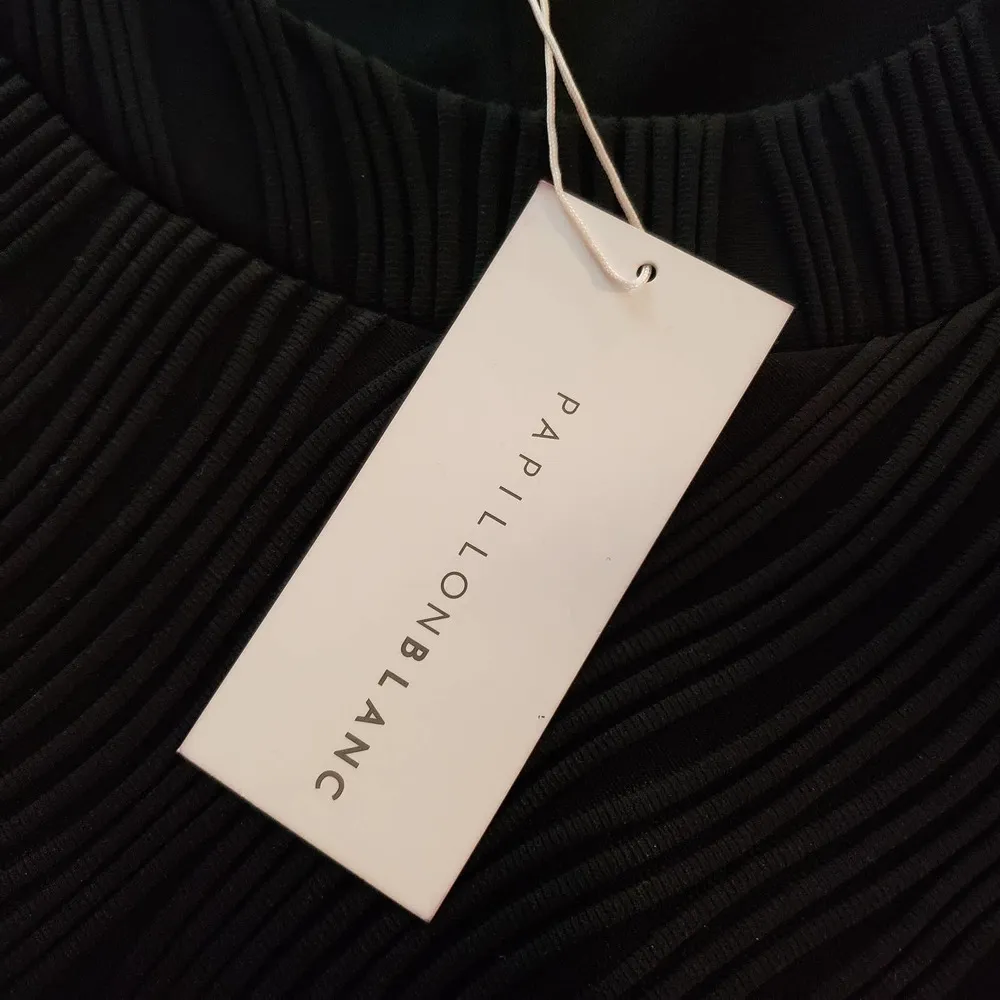 New Papillon Blanc 3/4 Sleeve Textured Wave Little Black Dress Size Small - Image 7