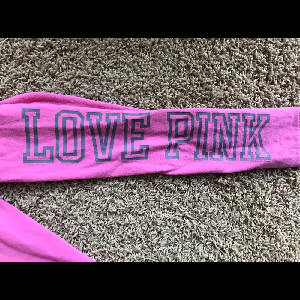 VS Pink  yoga sweater medium - Image 5