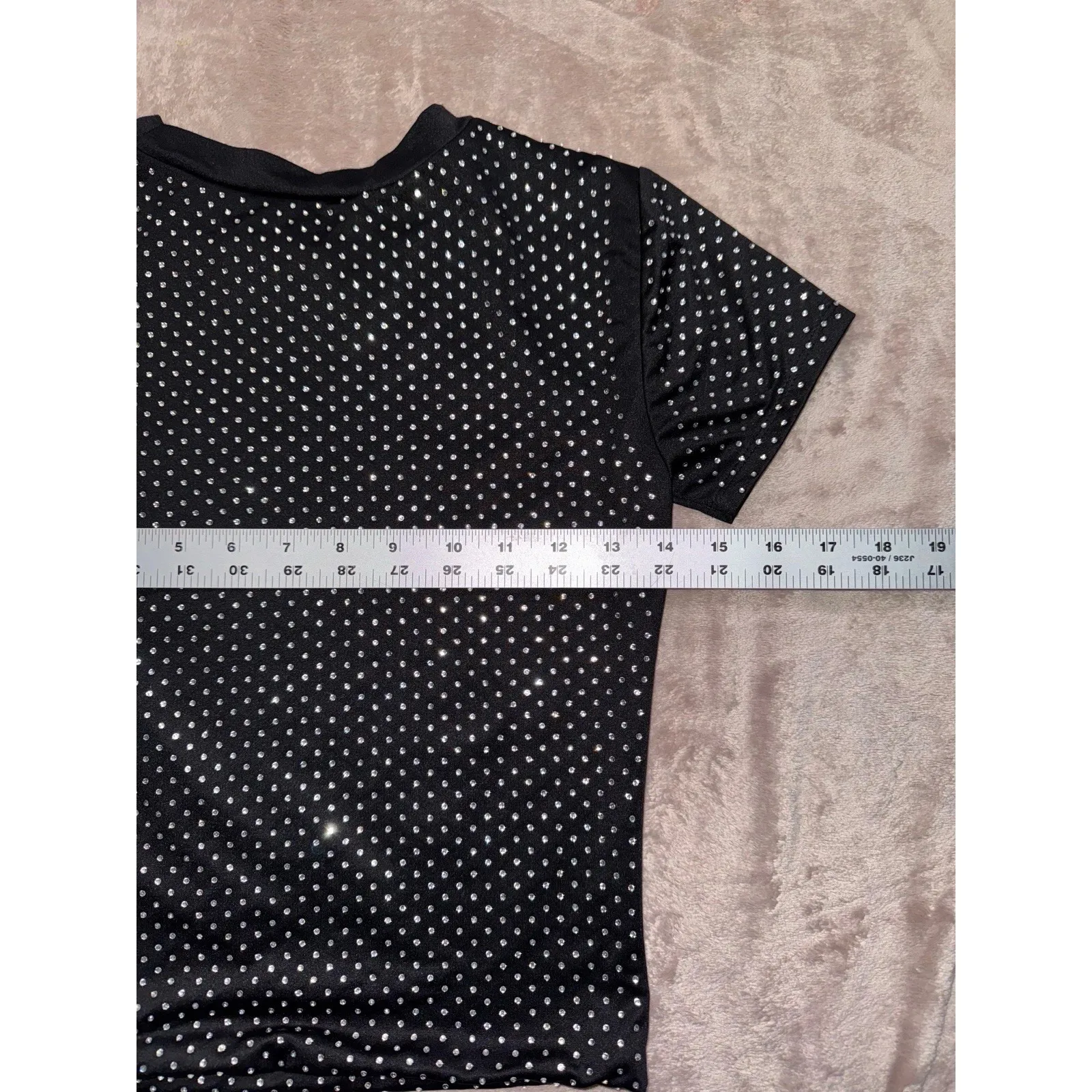 Forever 21 SCULPT Stretch Crop Top Black with Rhinestone Accents‎ Size Small - Image 4