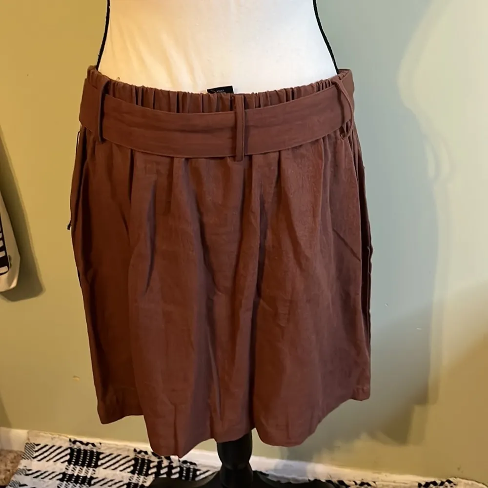 JNY Jones New York linen blend belted front pockets mini skirt - Image 2