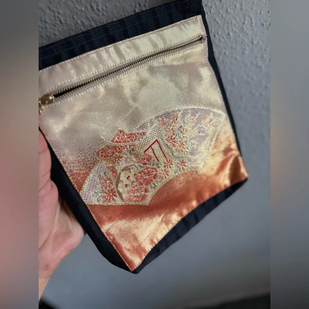 Elegant Korean - Image 2