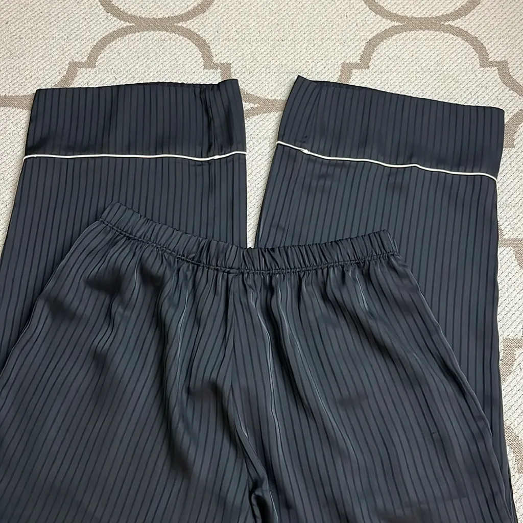 NAP black satin pinstripe wide leg pull on pants, loungewear, size medium - Image 13