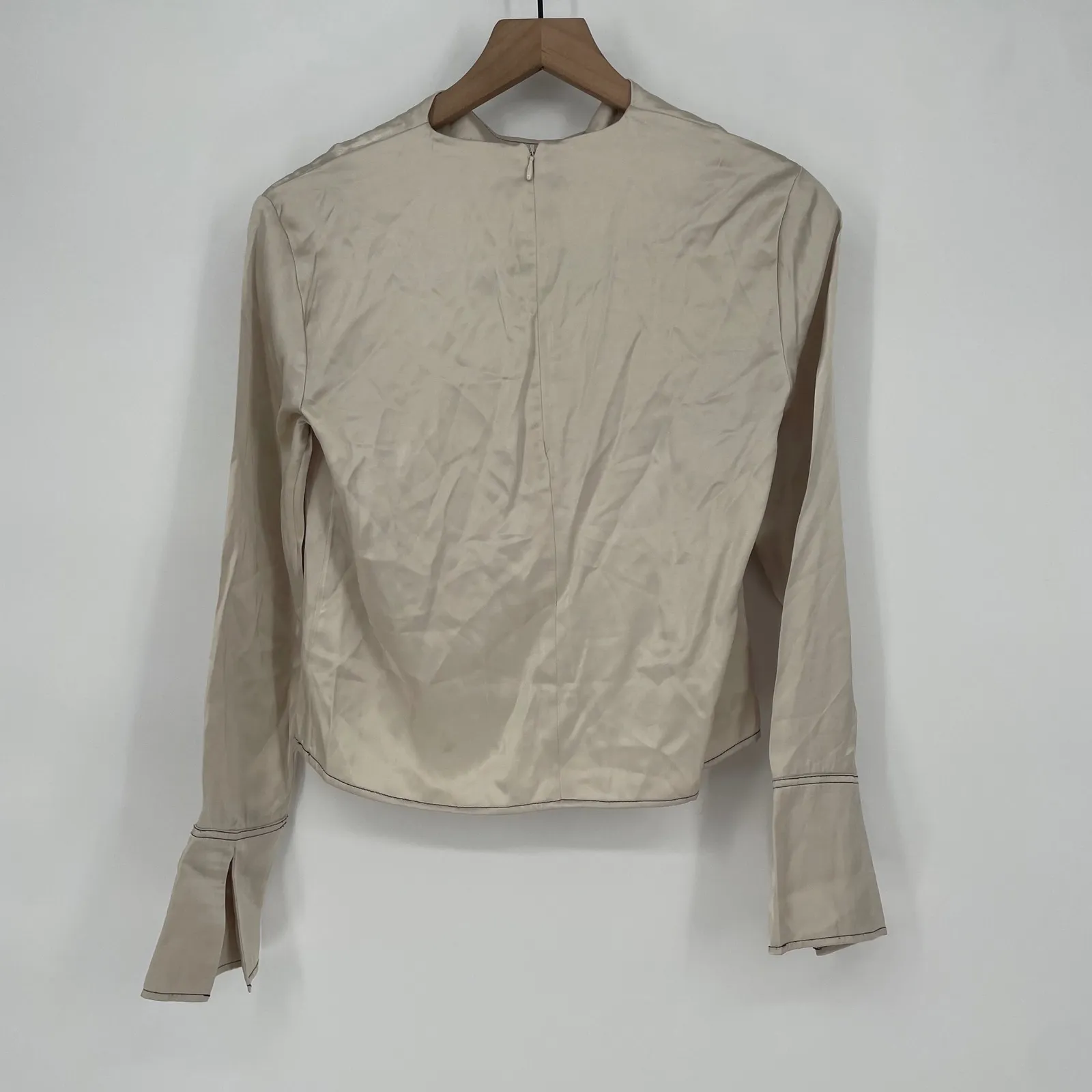 H&M Beige Satin Long Sleeve Button Cuff Blouse Shirt Top XS - Image 5