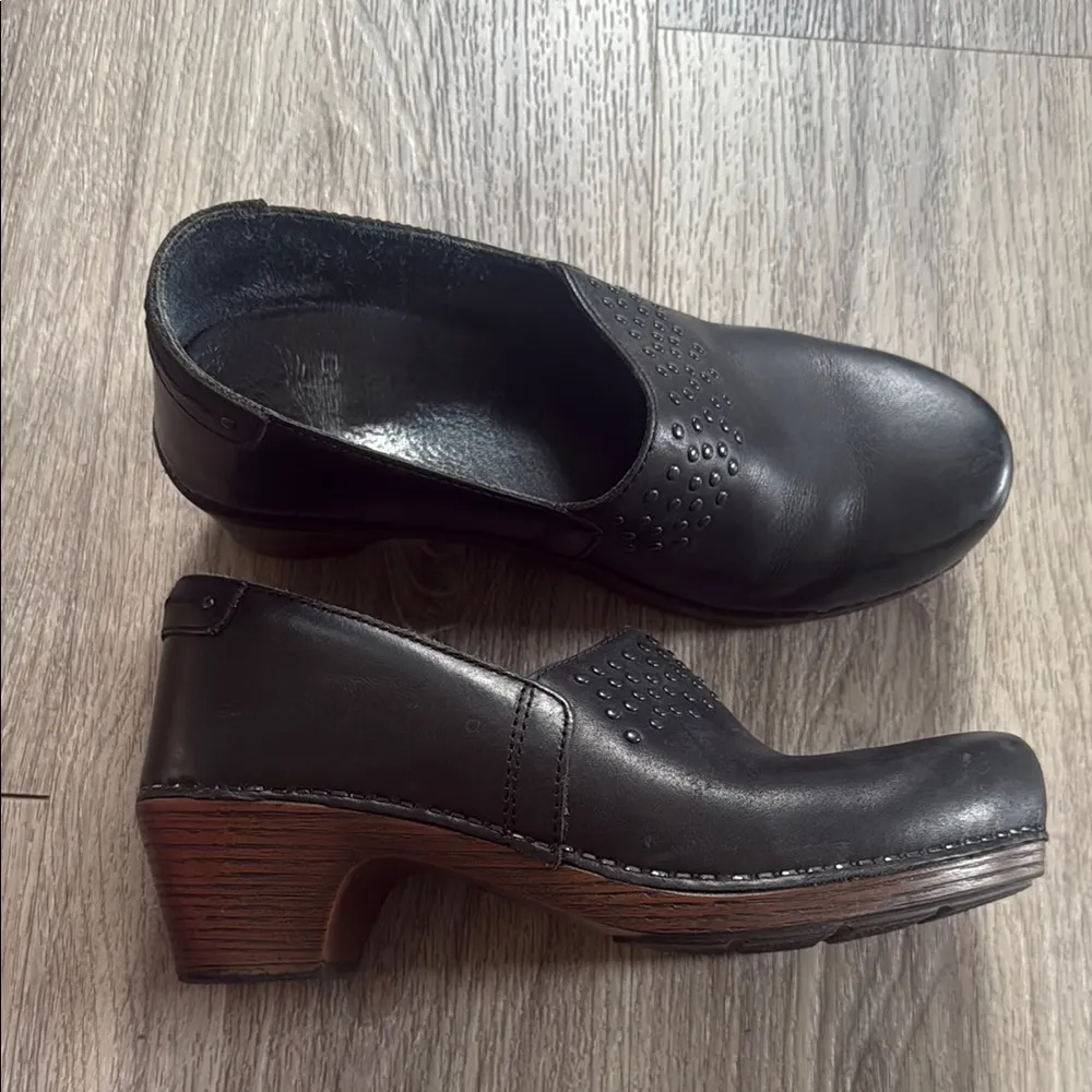 Dansko Black Mules Professional Clogs 38 US7 Studded Pump Mavis - Image 8