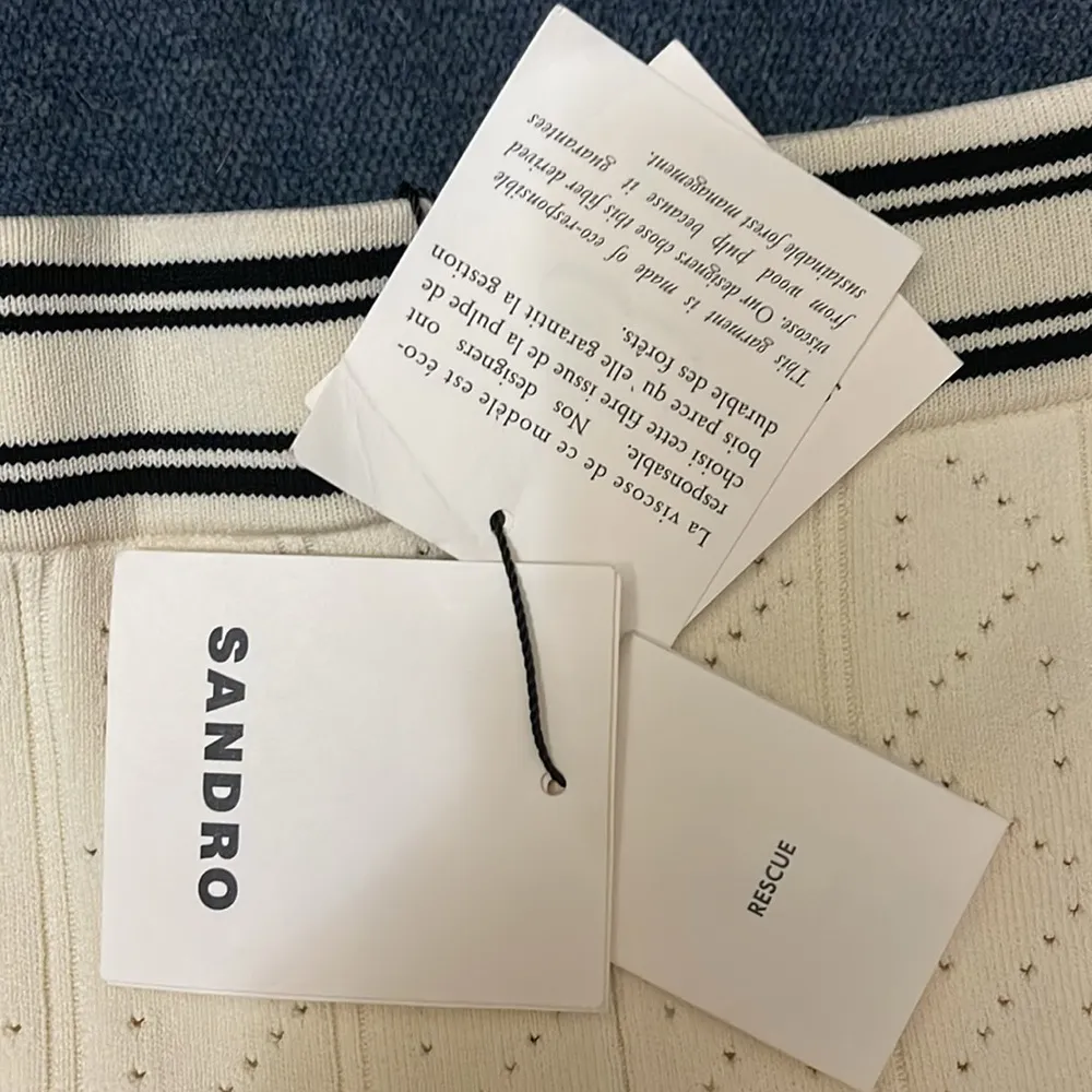 Sandro Cream A-Line Pleated Skirt Resort Wear size 34 - Image 3