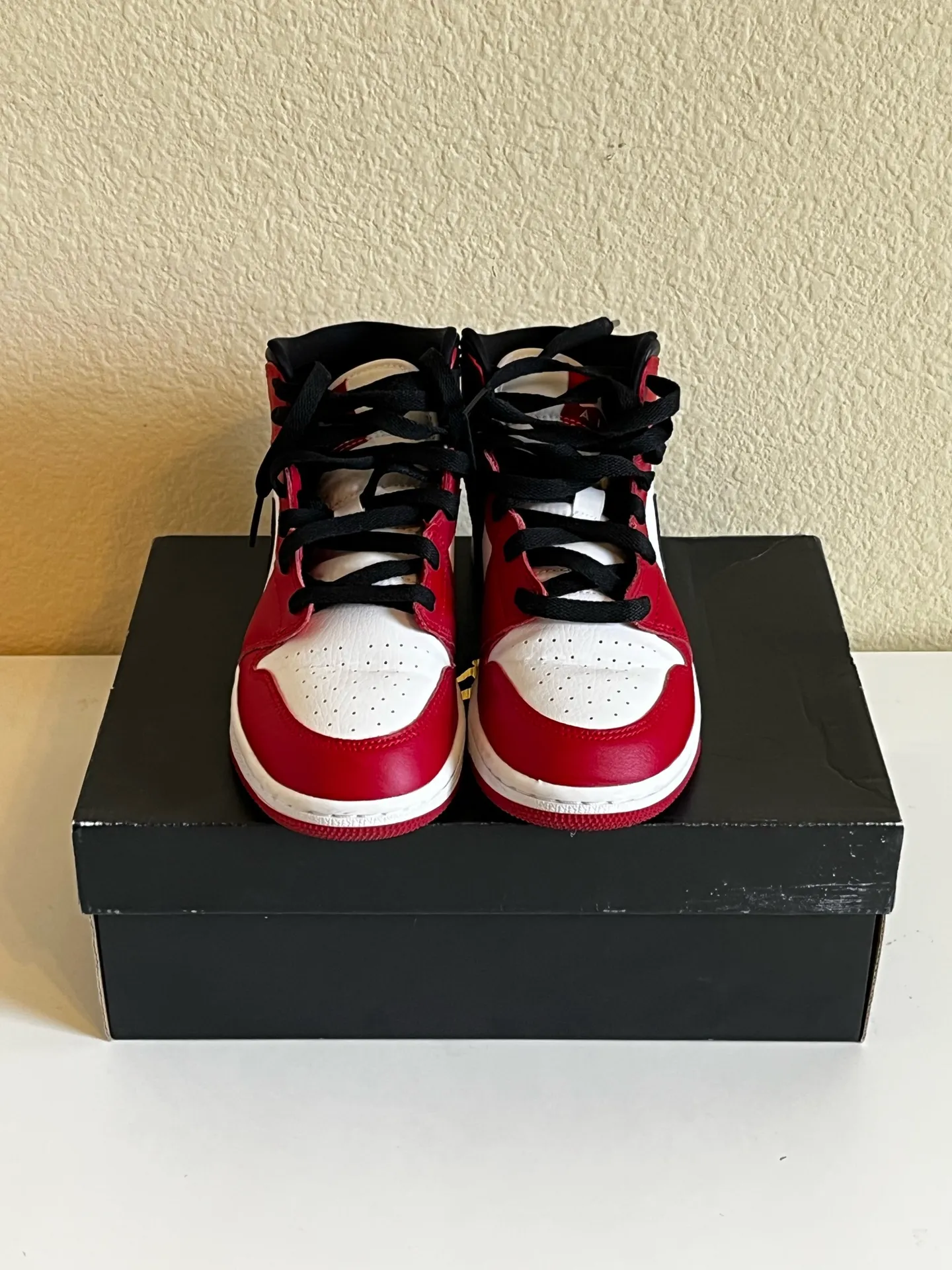 Air Jordan 1 Mid GS Chicago - Image 2