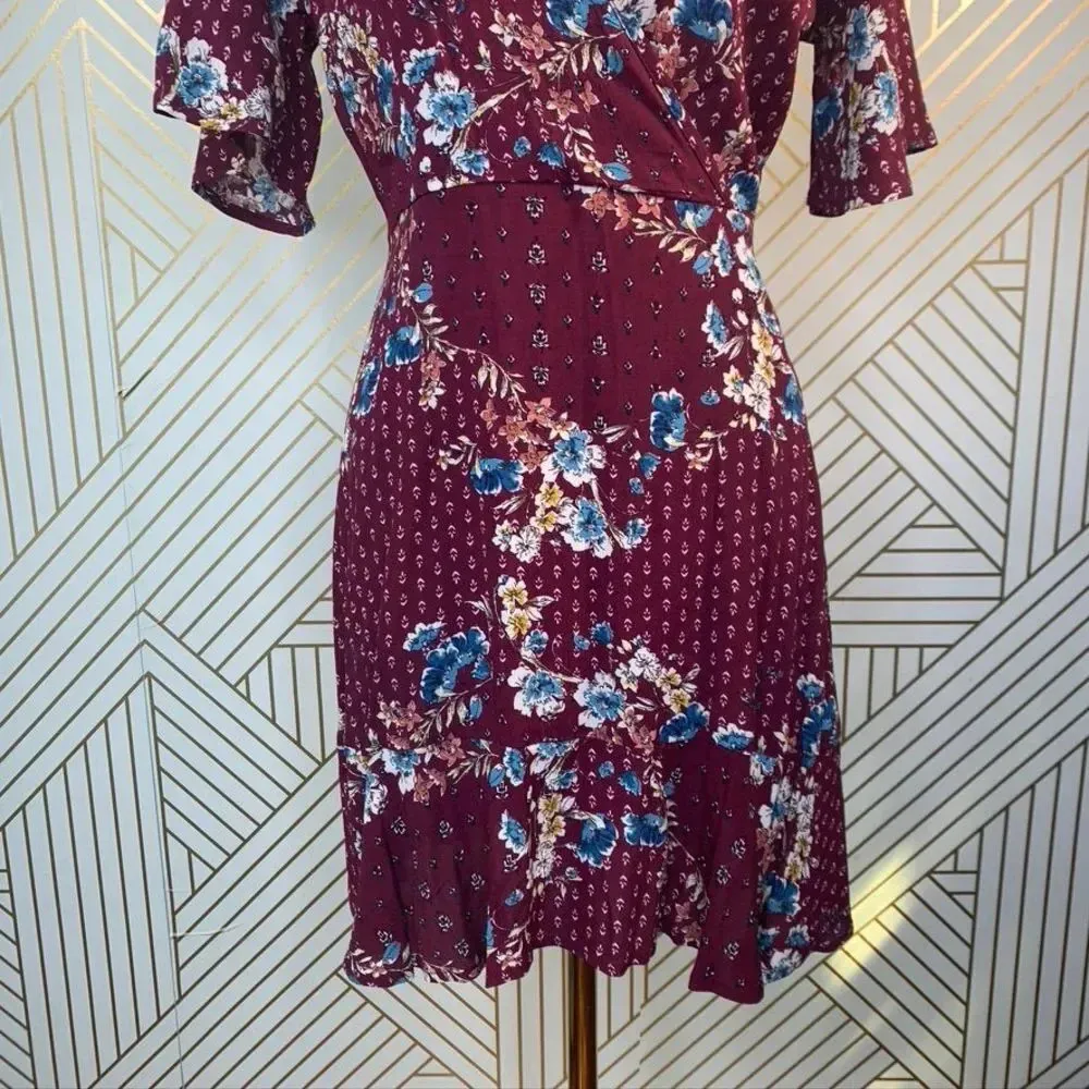 Band of Gypsies Samantha Floral‎ Cutout Dress - Image 5