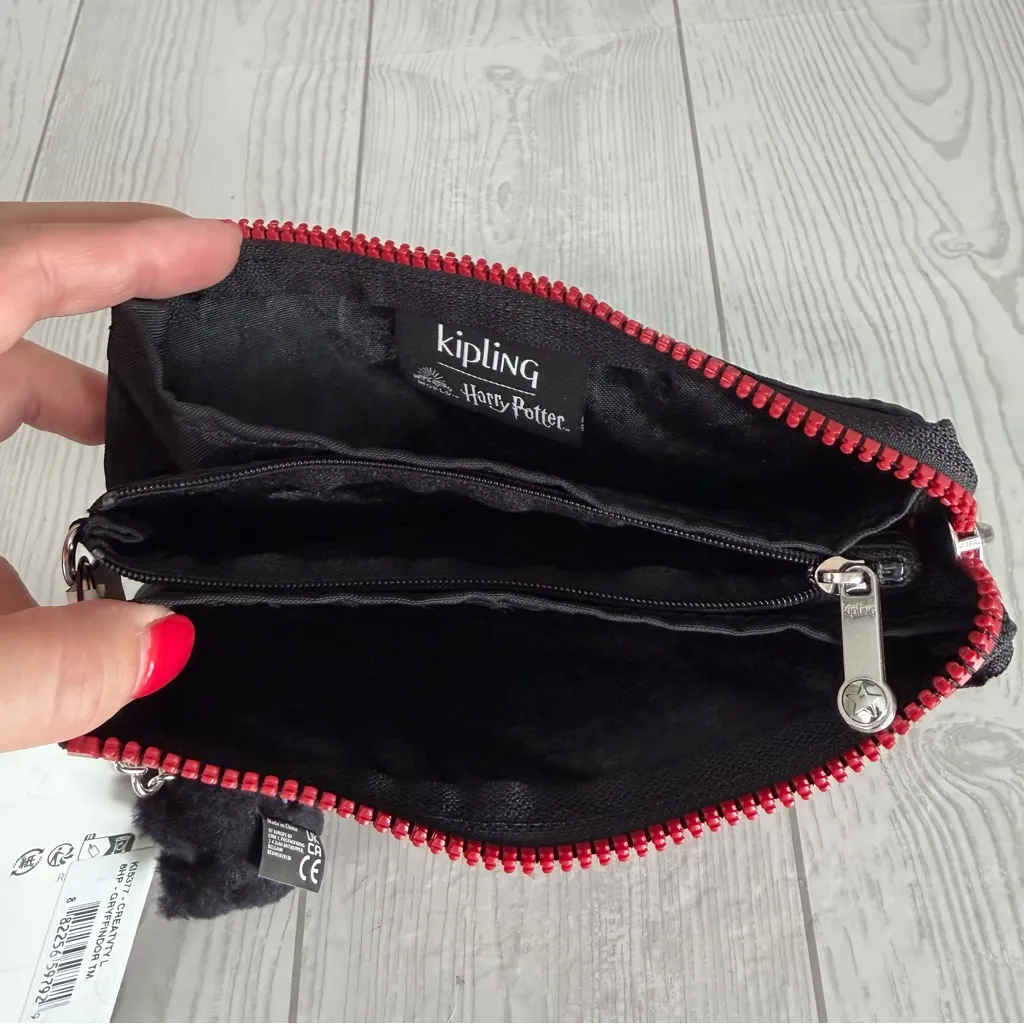 Kipling Harry Potter Gryffindor Pouch - Image 3
