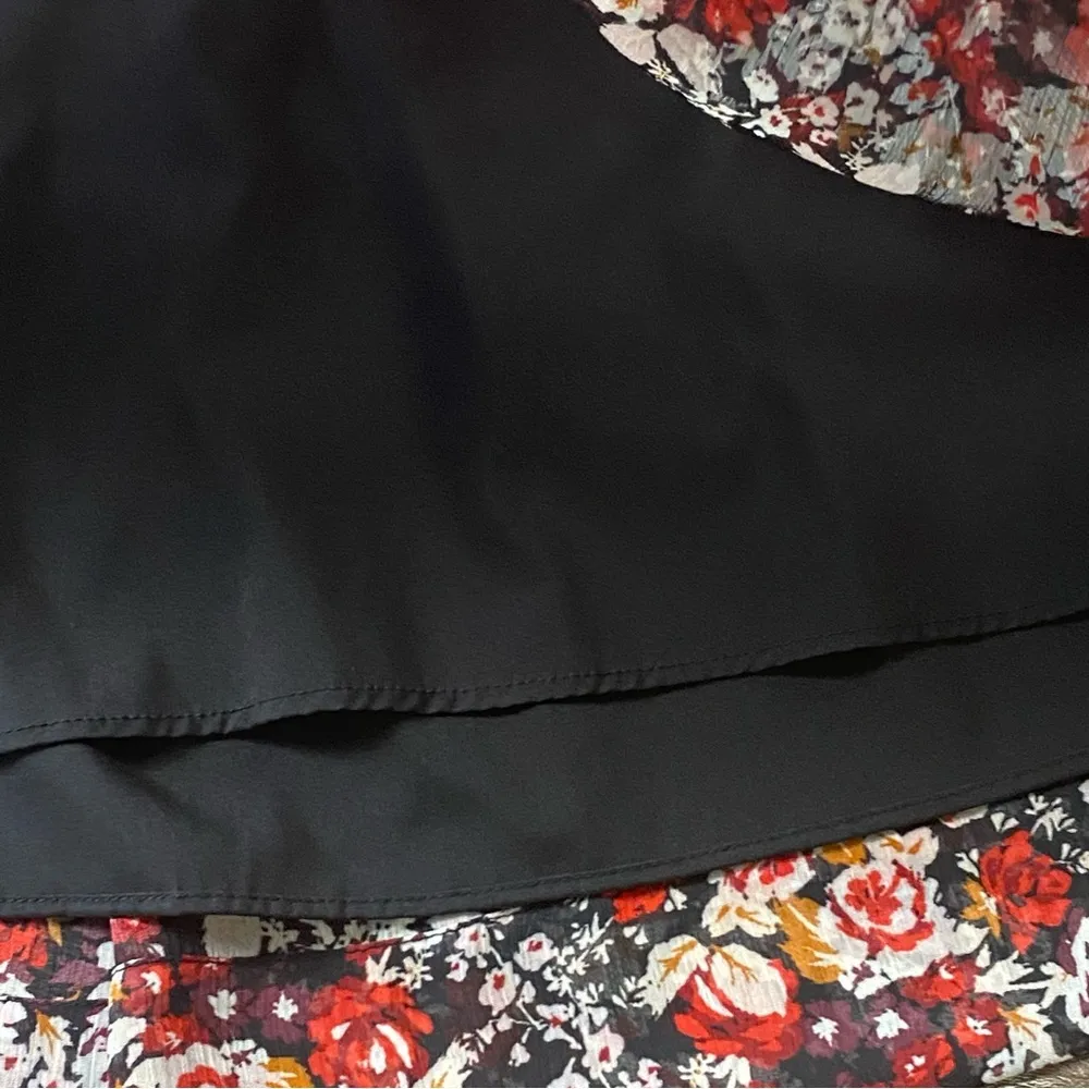 Rose & Olive Dress L Black Red Midi Floral V Neck Ruffle Hem Lined Cottagecore - Image 11