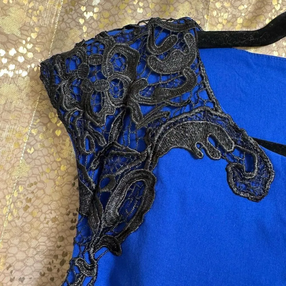 Torrid Royal Blue Black Embroidered Lace Bodycon Mini Sheath Dress Size 14 - Image 4