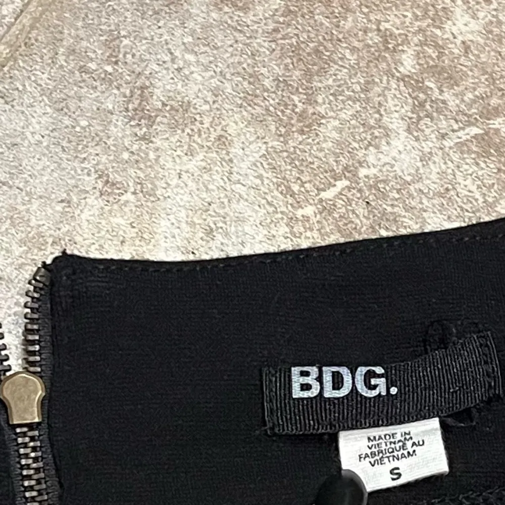 BDG Urban Outfitters Black Bodycon Mini Skirt Small High Rise Stretchy - Image 6