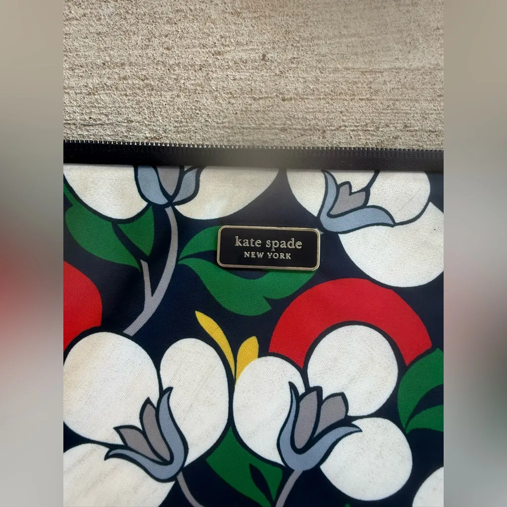 Kate Spade Dawn Breezy Floral Laptop/Tablet Case, Floral Print Nylon, A627 - Image 2