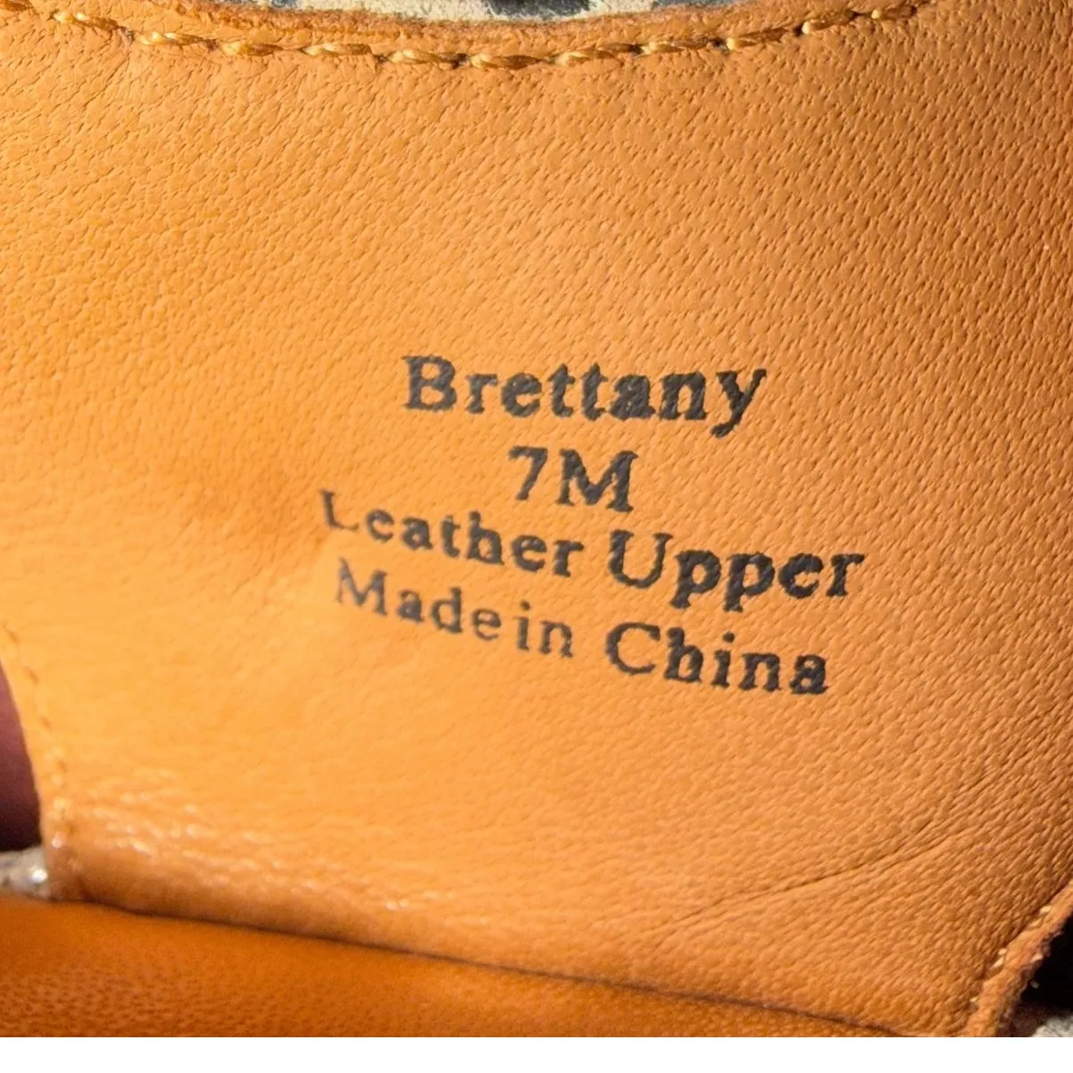 L'Amour Des Pieds Brettany Wedge Sandal Size 7 Silver Gold Snake Modern Classic - Image 12