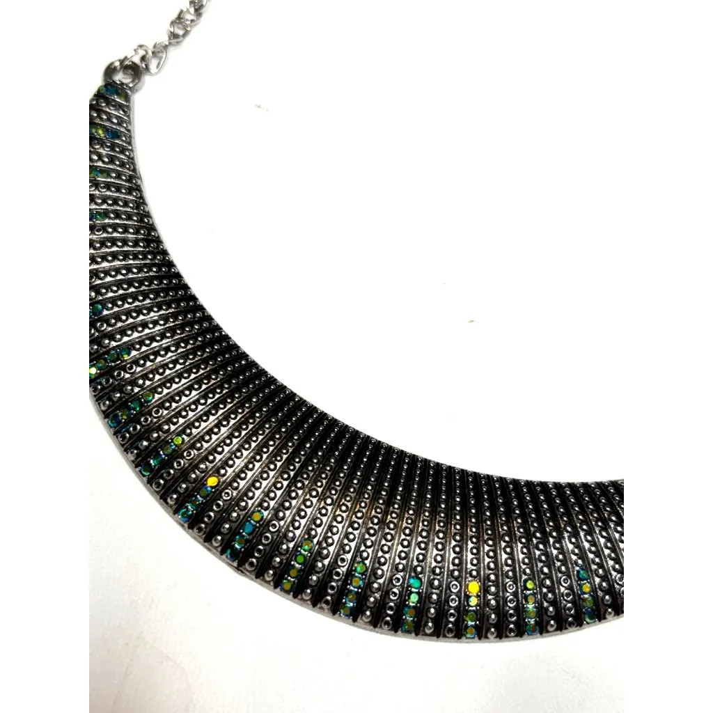 Black & Silver Bib Statement Necklace With Iridescent Accents Adjustable Chain L - Image 5