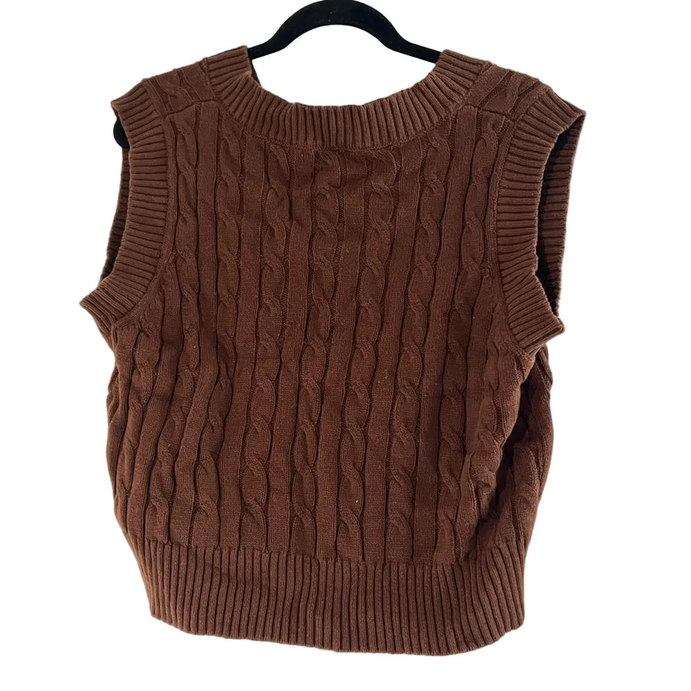 Forever 21 Chocolate V-Neck Sweater Vest - Image 2