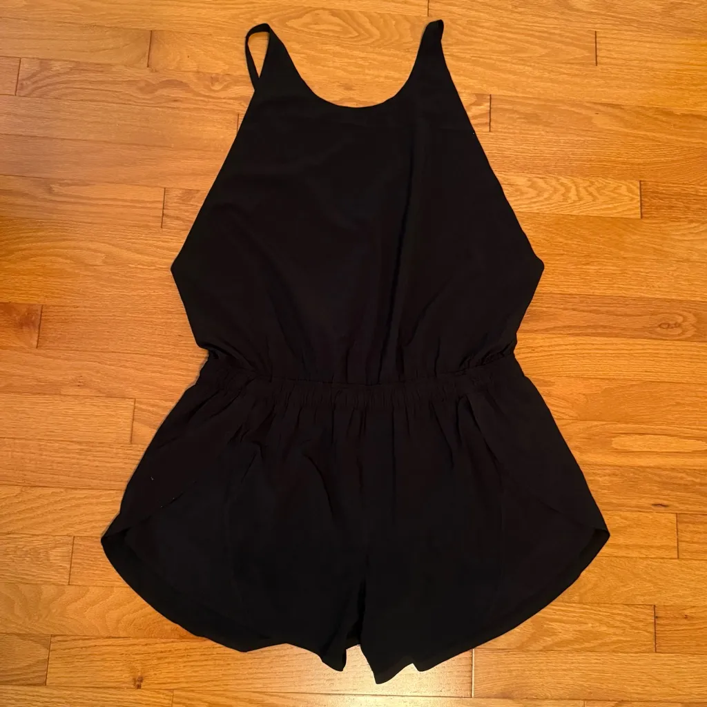 Athleta Run With It Romper - Image 3