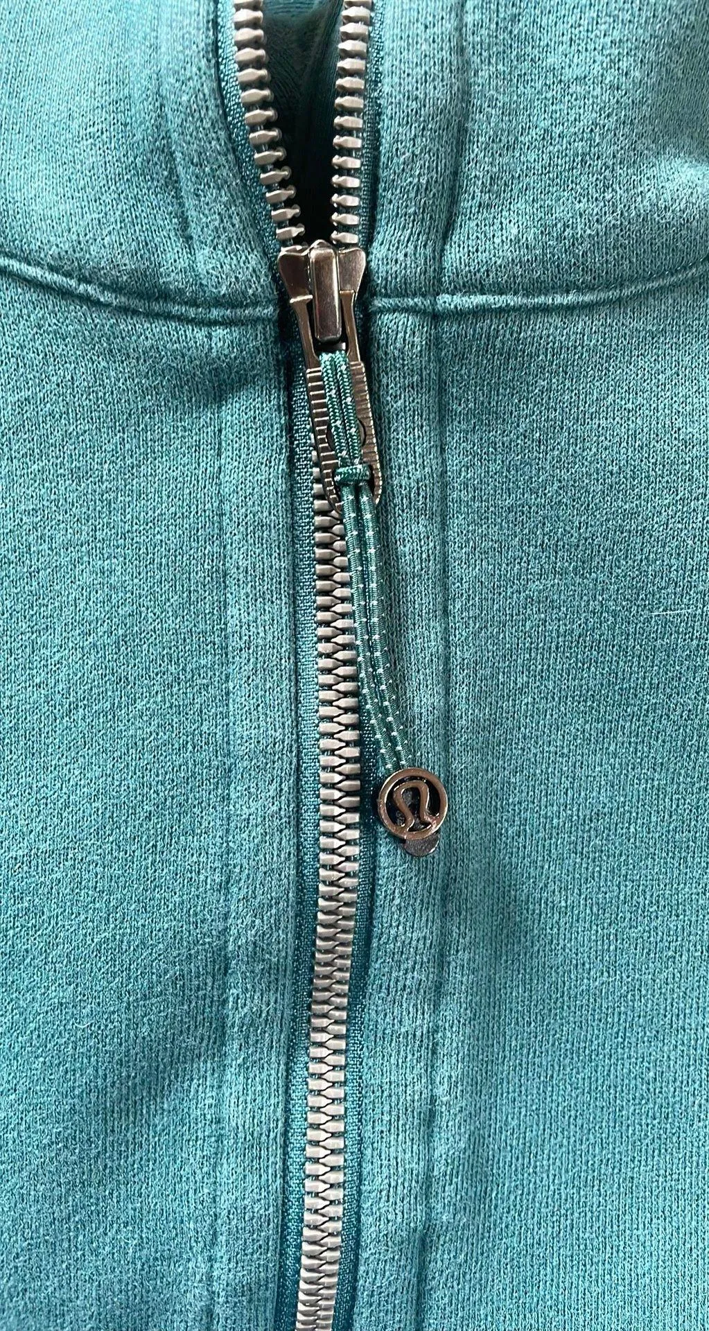 Lululemon Scuba Hoodie - Image 3