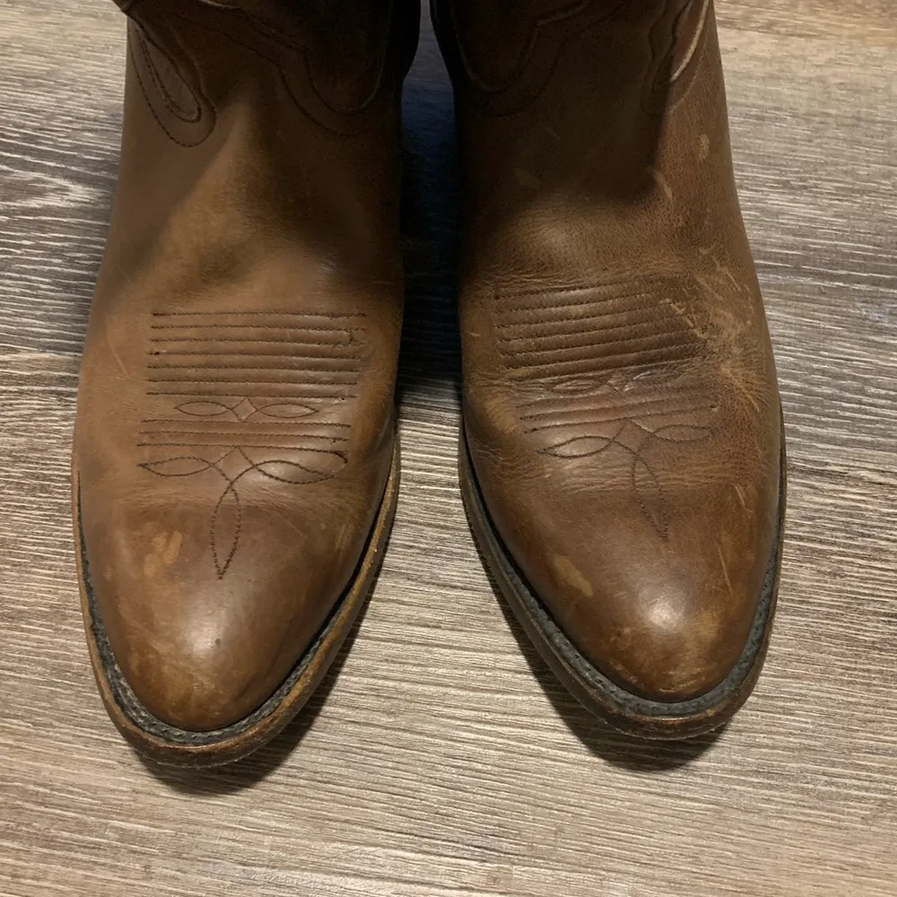 Tony Lama Brown Heeled Boots Western Style 8.5 - Image 5