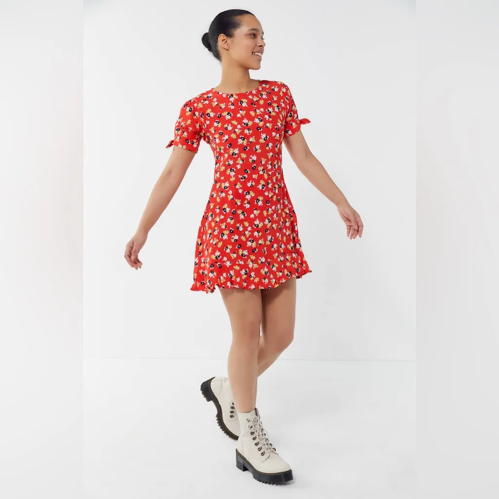 Faithfull The Brand Daphne Floral Short Sleeve Mini Dress - Image 2