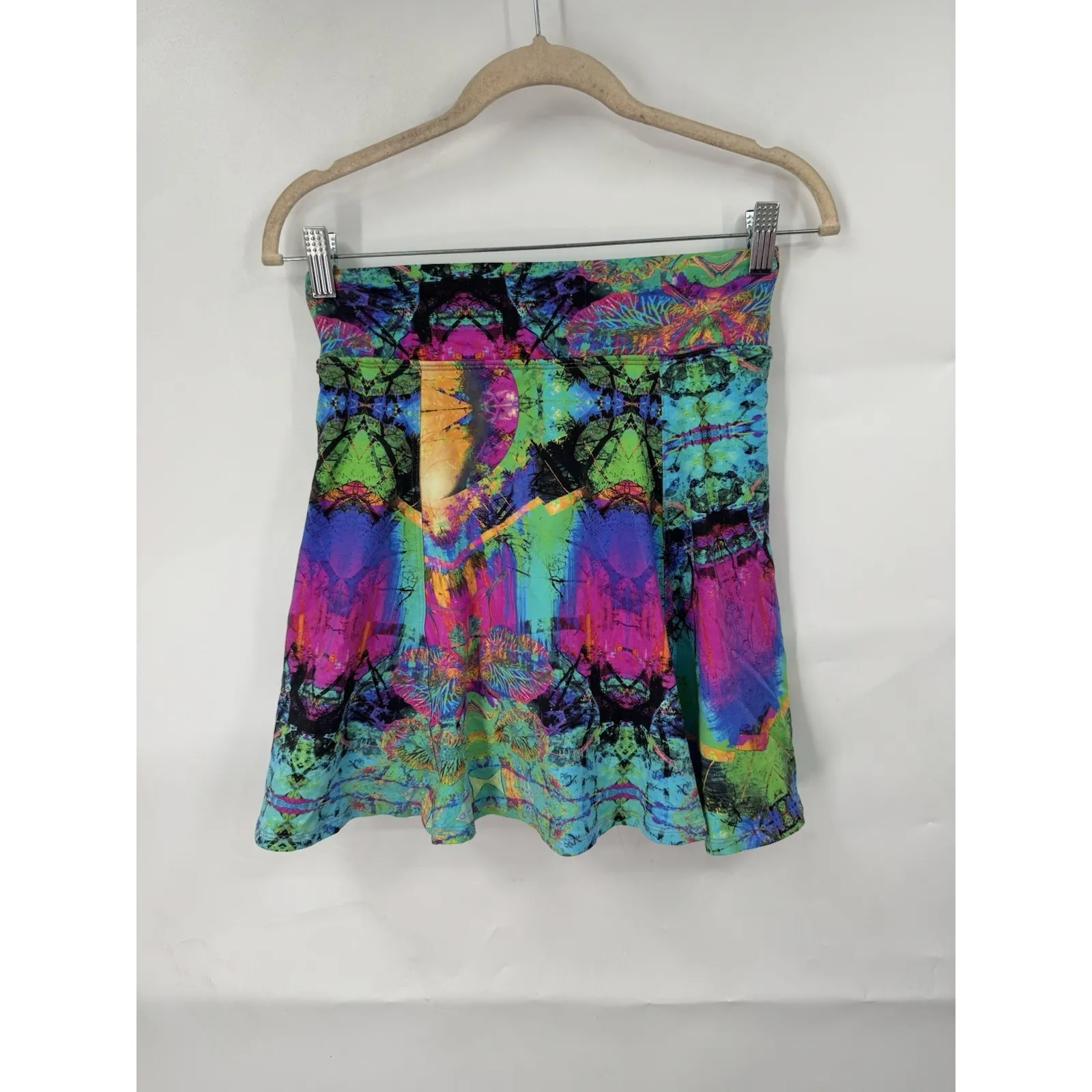 Dona Jo Flirty Skort Tennis PickleBall Golf Women's Sz S Vibrant Art Athletic - Image 2