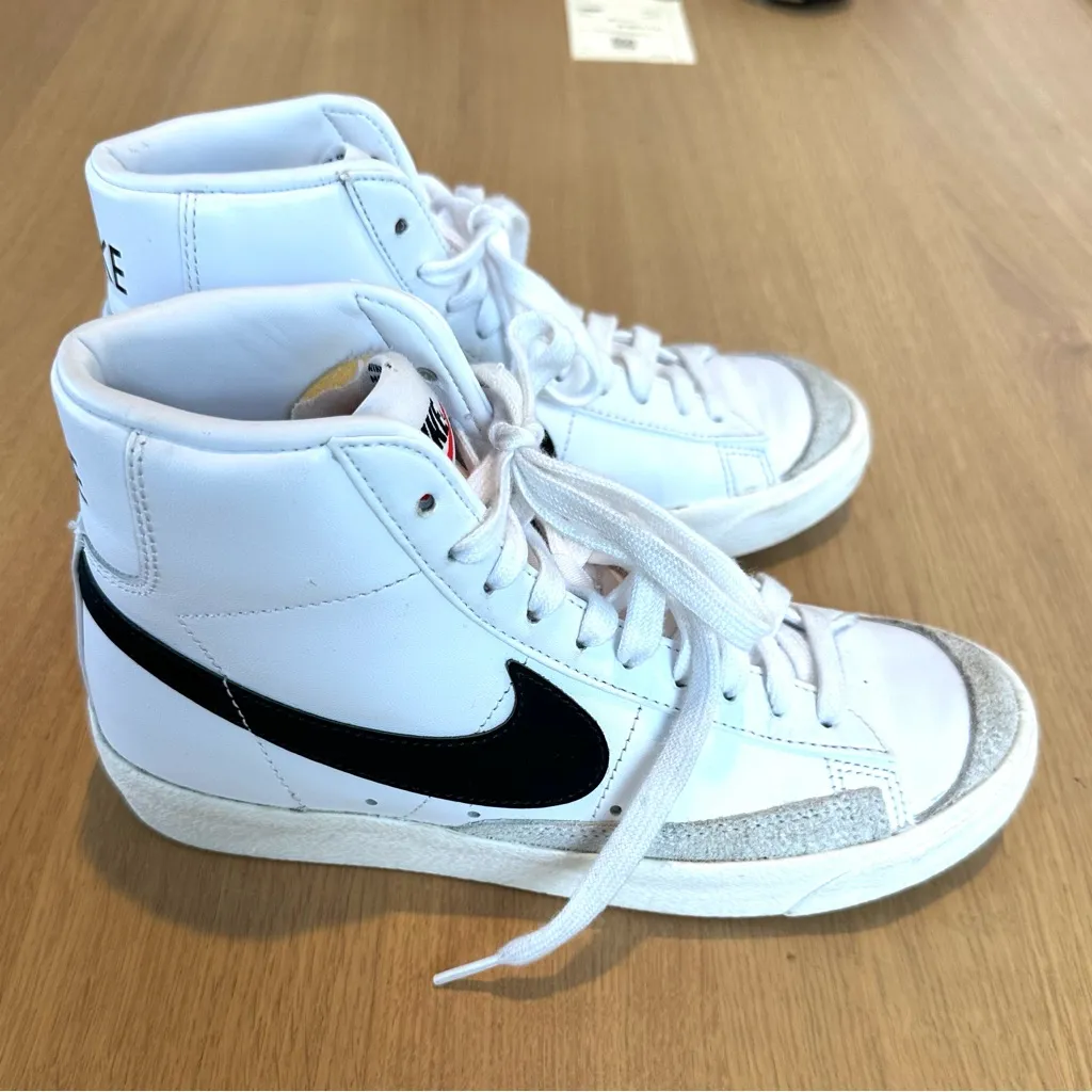Nike Blazer Mid '77 Shoes Women's Size 7.5 White Black Leather High Top Sneakers - Image 6