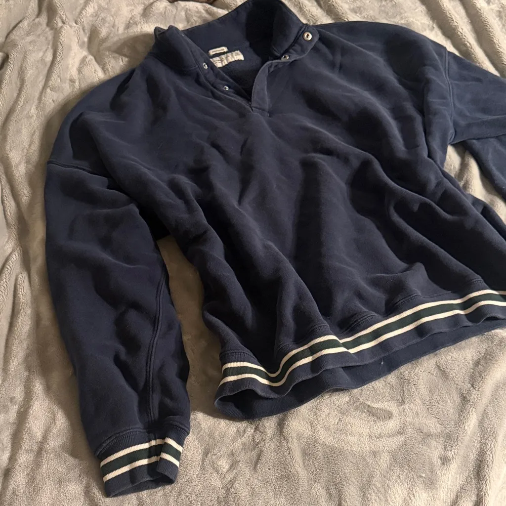 Abercrombie & Fitch Oversized Fleece Pullover - Image 3