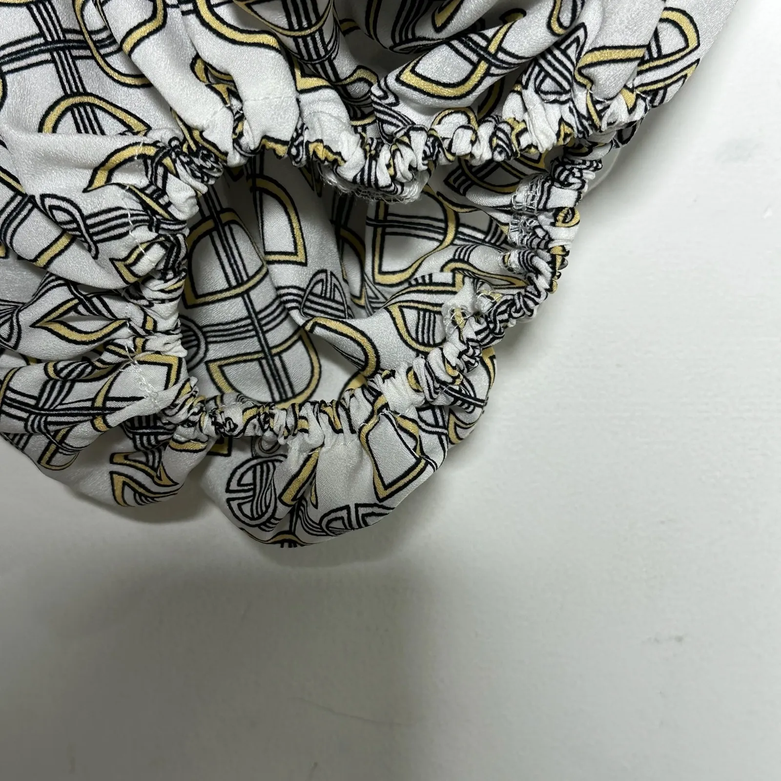 LOVE X DESIGN Geometric Print Cropped Blouse Long Sleeve Women's Size S White - Image 7