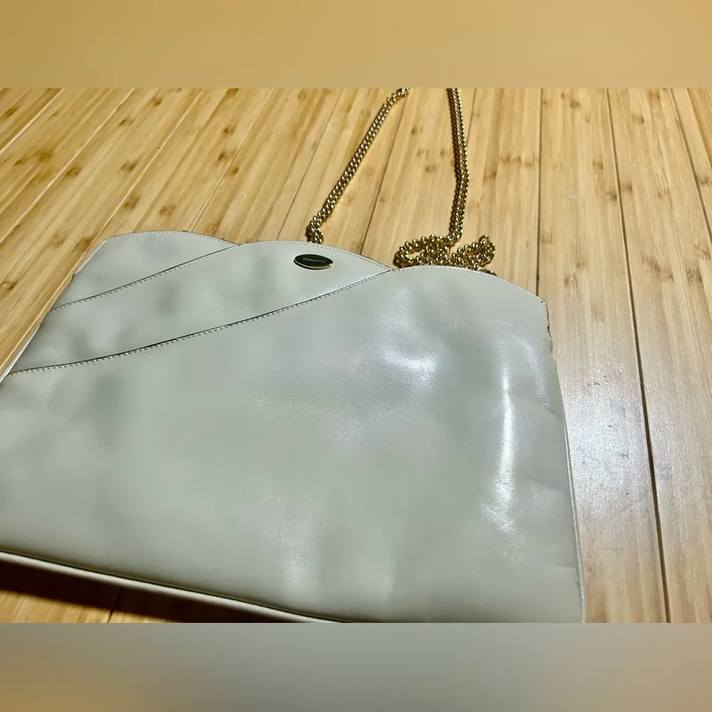 Vintage Ferragamo Bag Cream Gold Chain Party 1980s Clutch Leather - Image 16