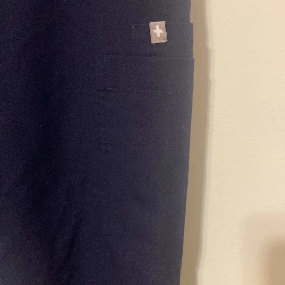 Figs Women’s Size S/P Dark Blue Drawstring Waist Multi Pockets Scrub Pants - Image 6