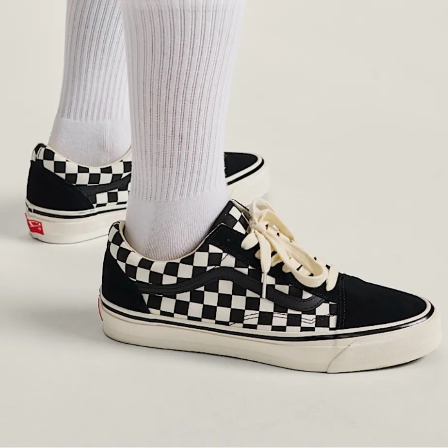 Vans Premium Old Skool Checkerboard Shoe Women 8.0 US Mens 6.5 US - Image 4