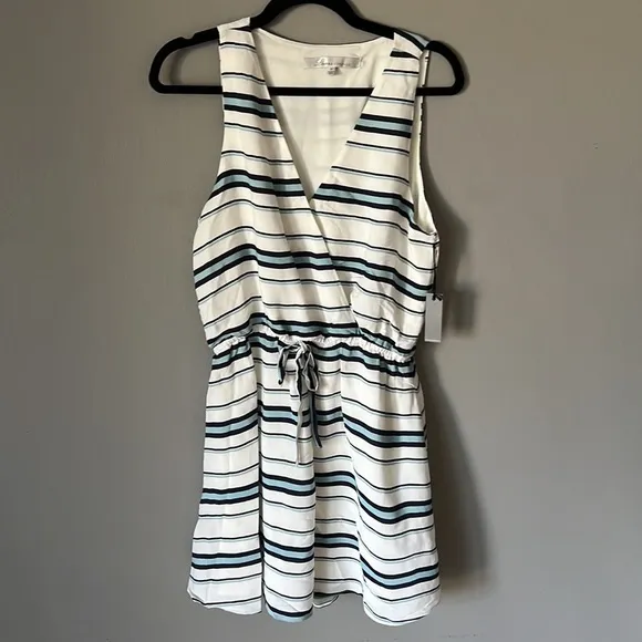 Lovers +‎ friends new with tags medium dress - Image 2