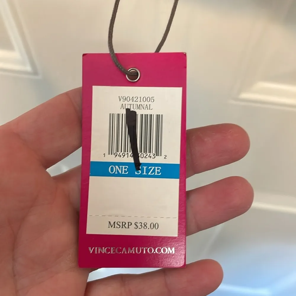 NWT Vince Camuto Winter Scarf & Hat Set - Image 4