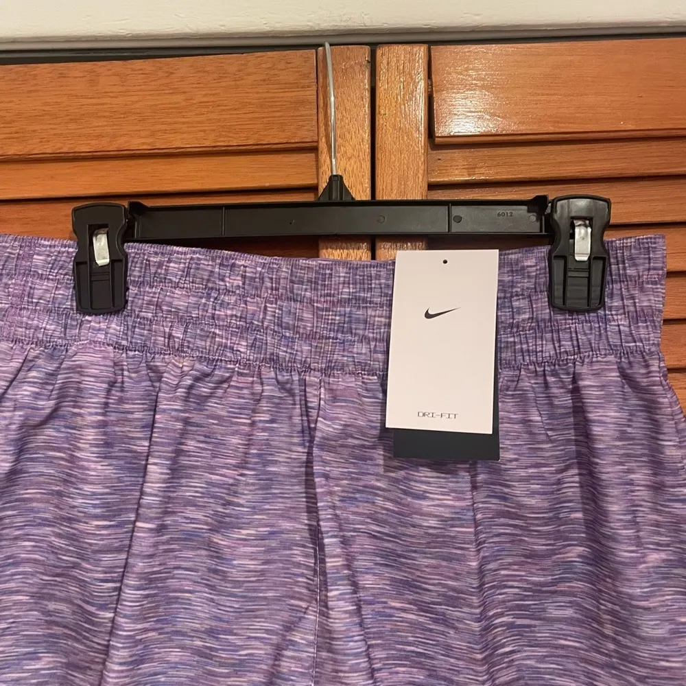 Nike Women’s One Dri-Fit Mid-Rise 3” Brief Lined Purple SpaceDye Shorts Sz M - Image 2
