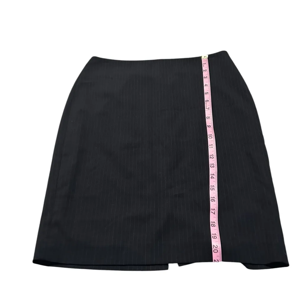 BANANA REPUBLIC pinstripe skirt - Image 2