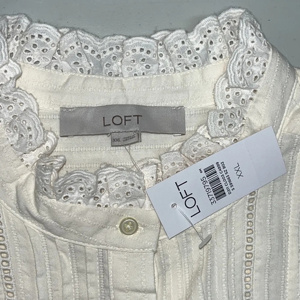 Loft Ann Taylor  NWT XXL Cream Eyelet - Lace Trim Pleated Boho Button Down Shirt - Image 6