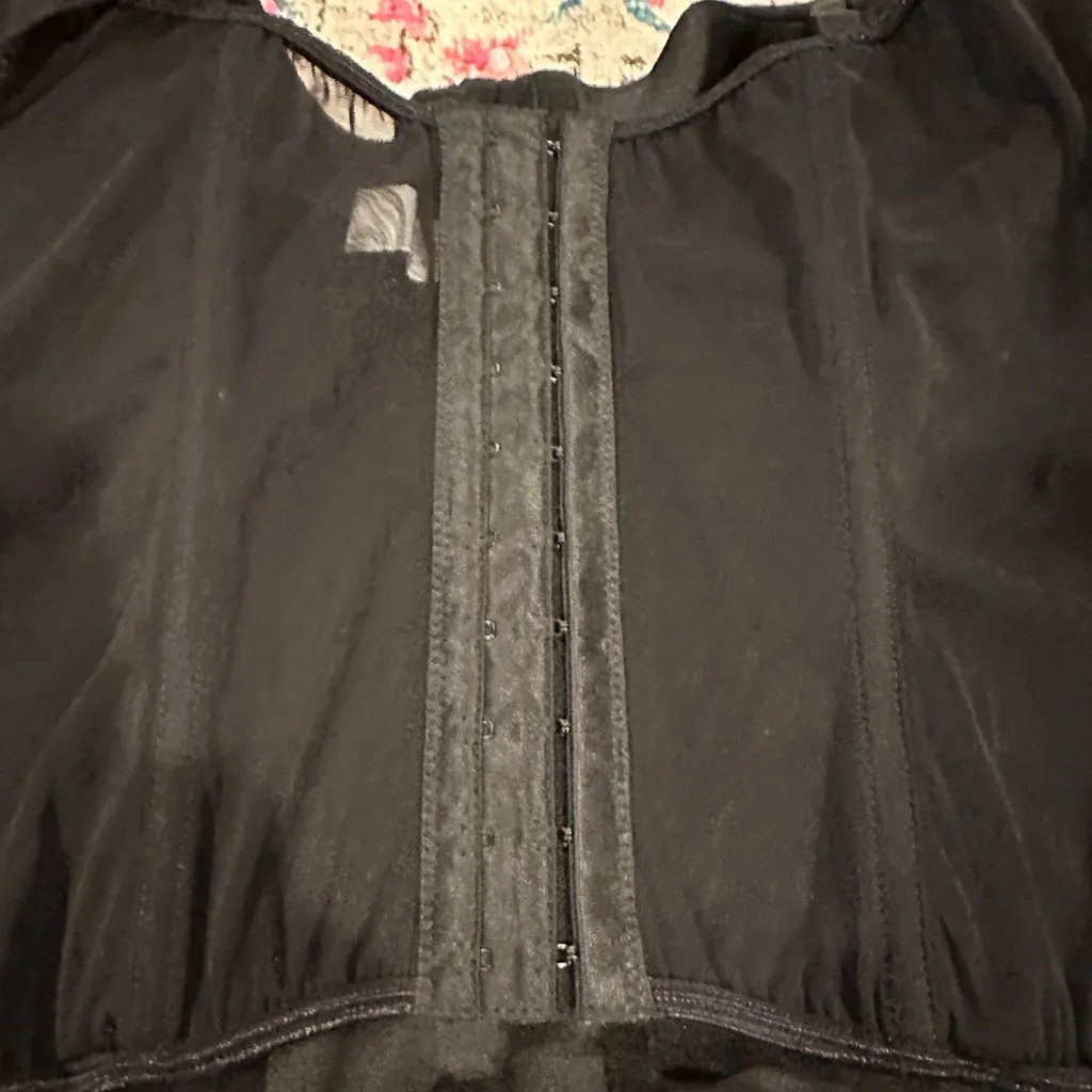 Frederick's of Hollywood Black Faux Leather Studded Corset 38 - Image 8