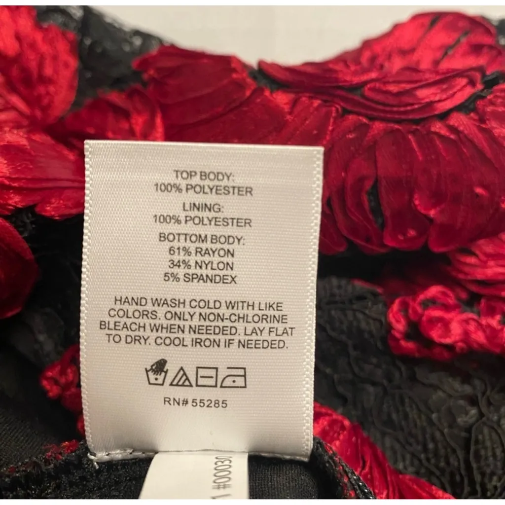 Women's Express Black Red Floral Lace Long Sleeve Bodysuit M - Image 6