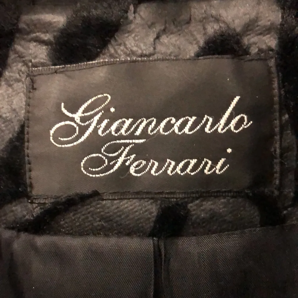 Vtg GIANCARLO FERRARI‎ Black Faux Fur Animal Print Crop Full Zip Jacket Size 4 - Image 4