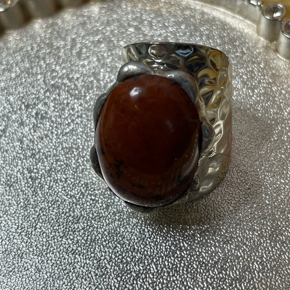 Ladies unique adjustable band ring in brown tones - Image 6