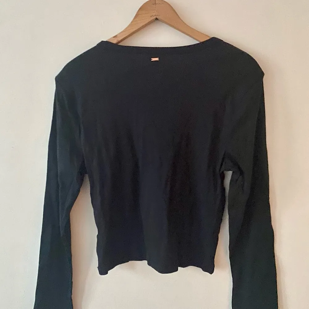 🛑SOLD🛑NWT PINK cropped longsleeve t shirt / XL - Image 3