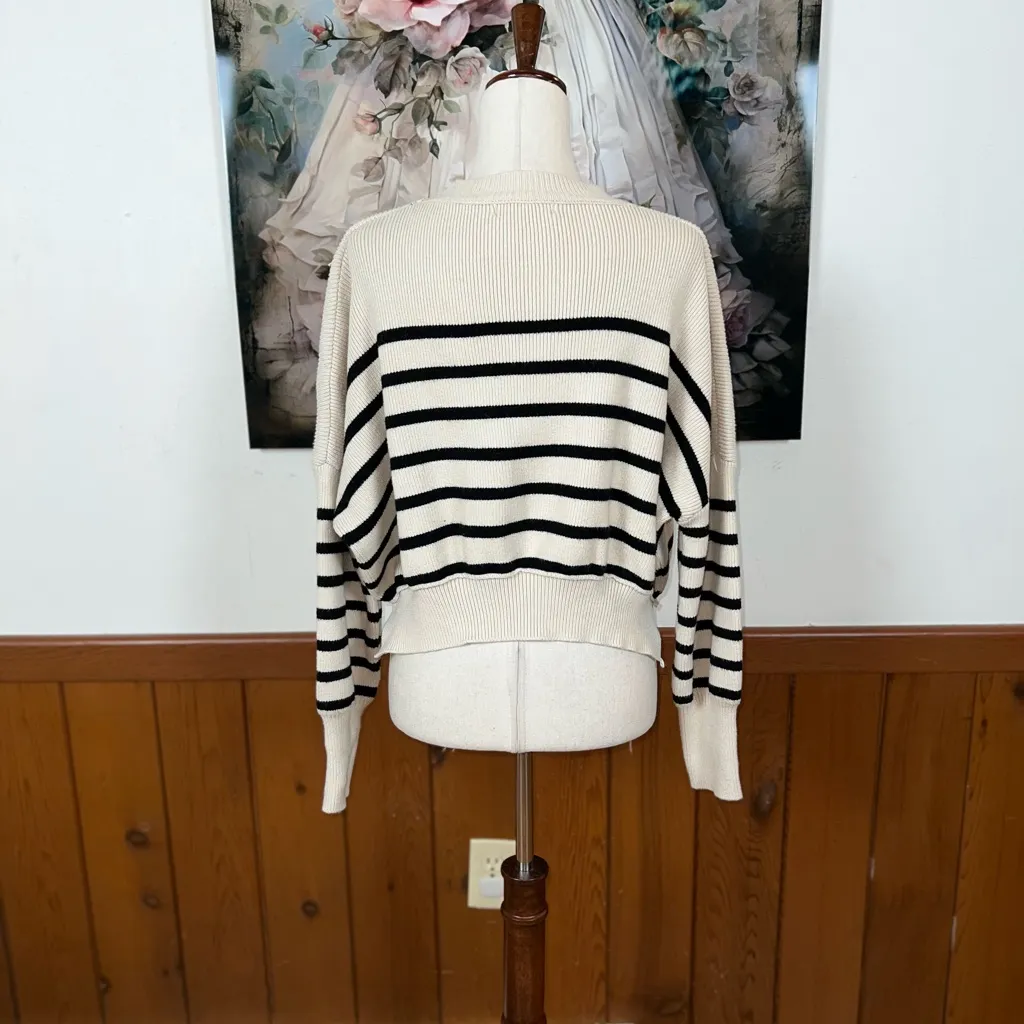 Cute TFY Collection Cropped Dolman Sweater! Black Size M - Image 6