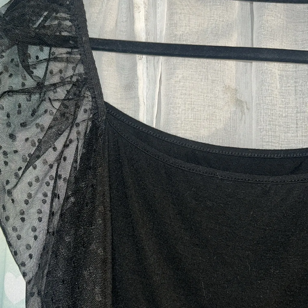 Windsor Size M Black Long Sleeve Crop - Image 8