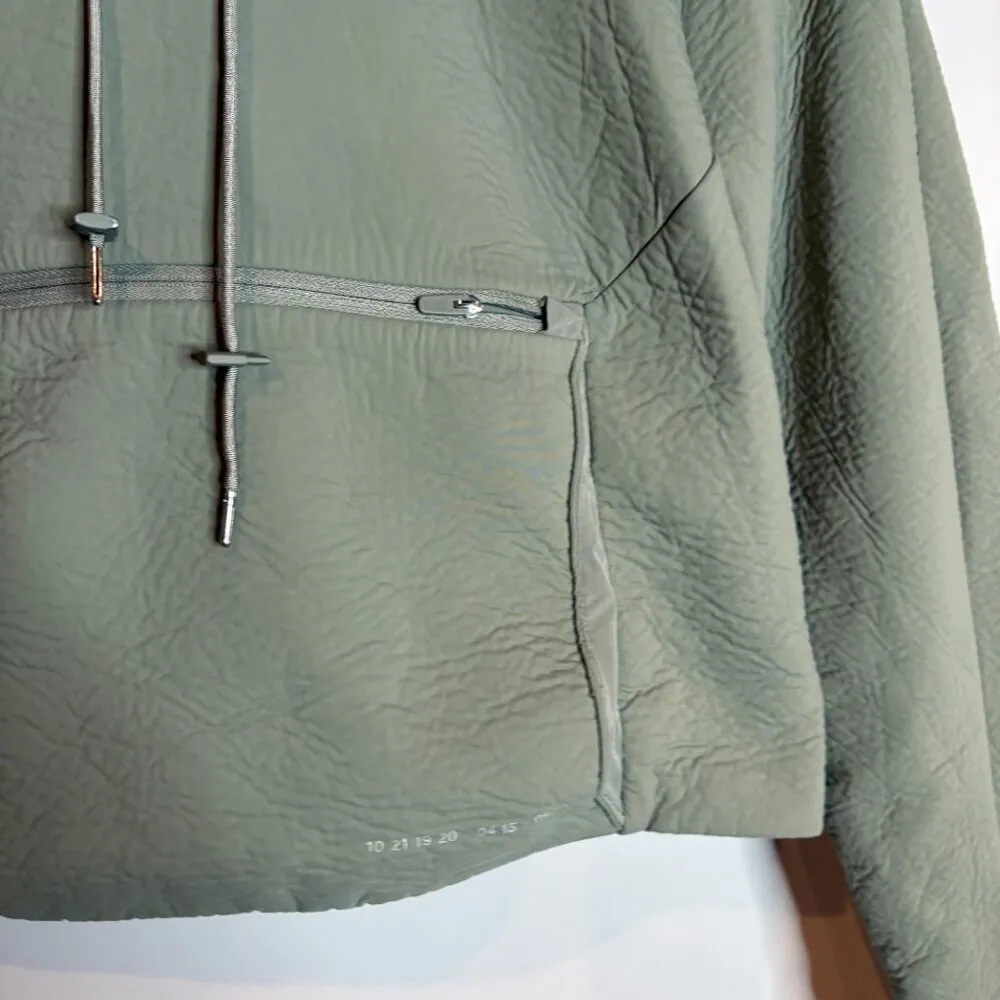 Nike Tech Pack Packable Cropped Green Hoodie - Image 3