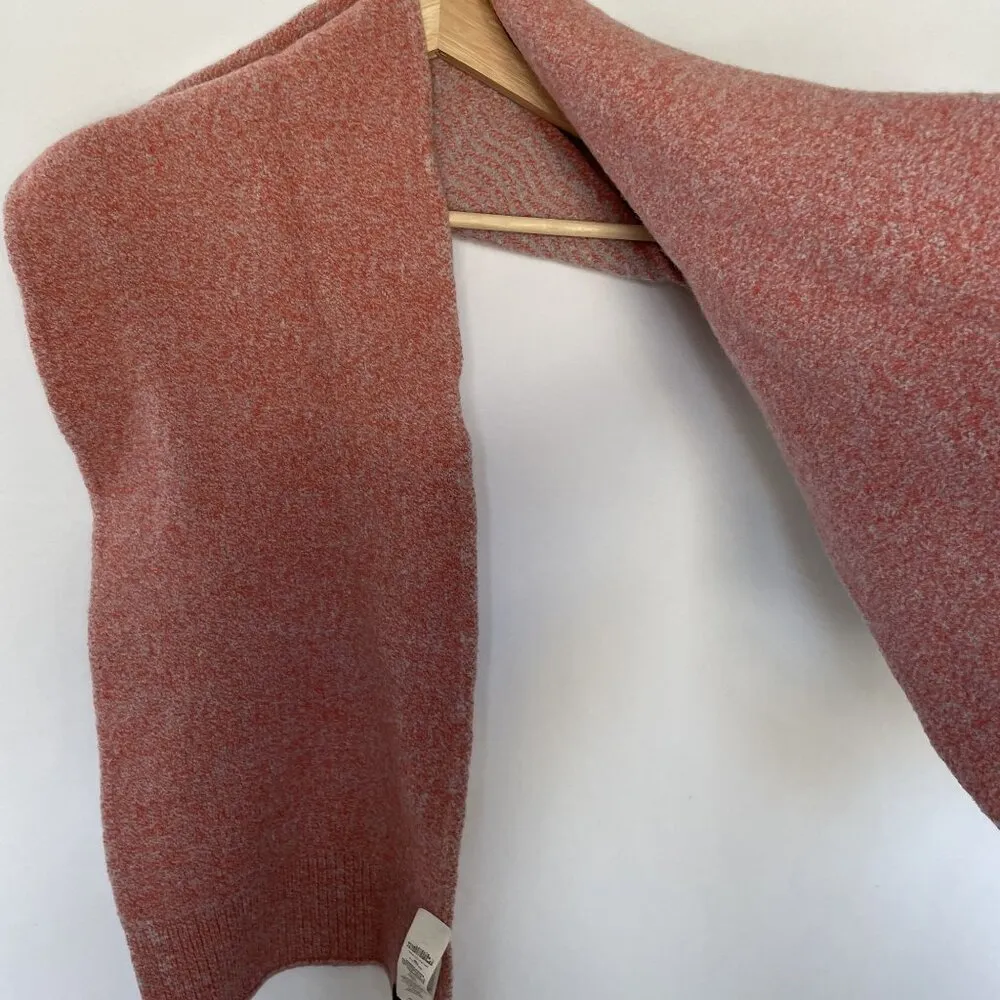 Allbirds Merino Wool Scarf In Rust Red & Gray Wave Pattern comfortable warm - Image 3