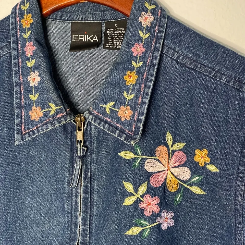 Vintage 90’s embroidered western denim full zip short sleeve shirt size S - Image 3