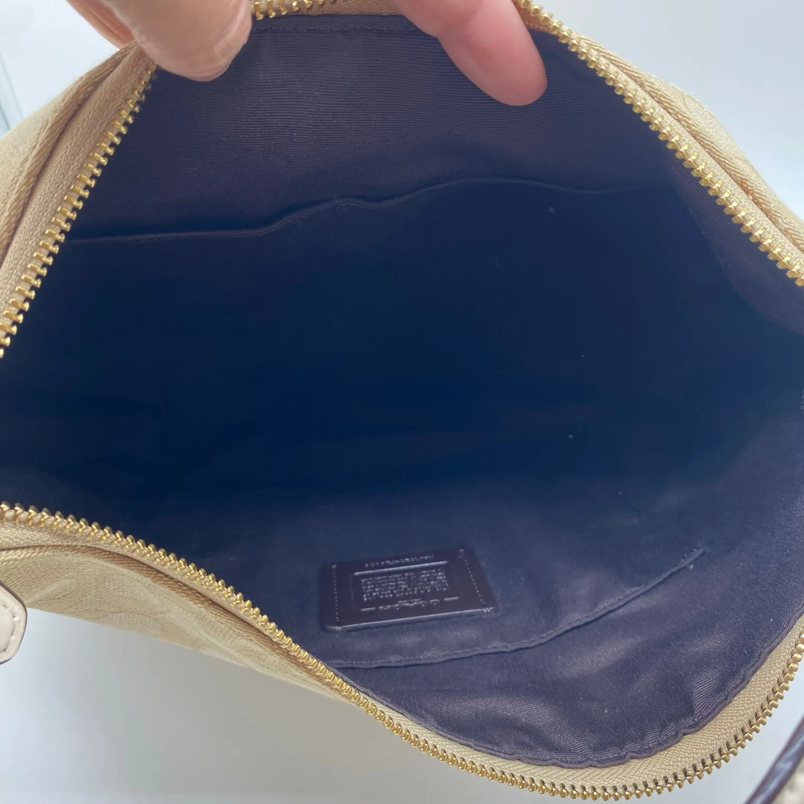 Coach Y2K Khaki White Jacquard Leather Fabric Trim Hobo Shoulder Tote Bag Retro - Image 9