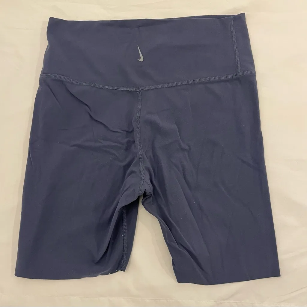 Nike Yoga Blue Biker Shorts Size Large - Image 5