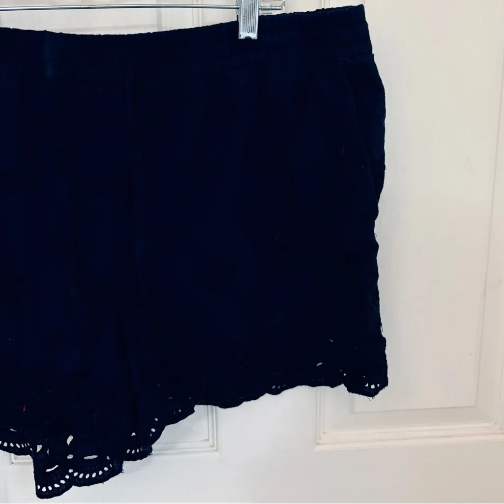 LOFT Drawstring Eyelet Shorts in Navy - Image 7