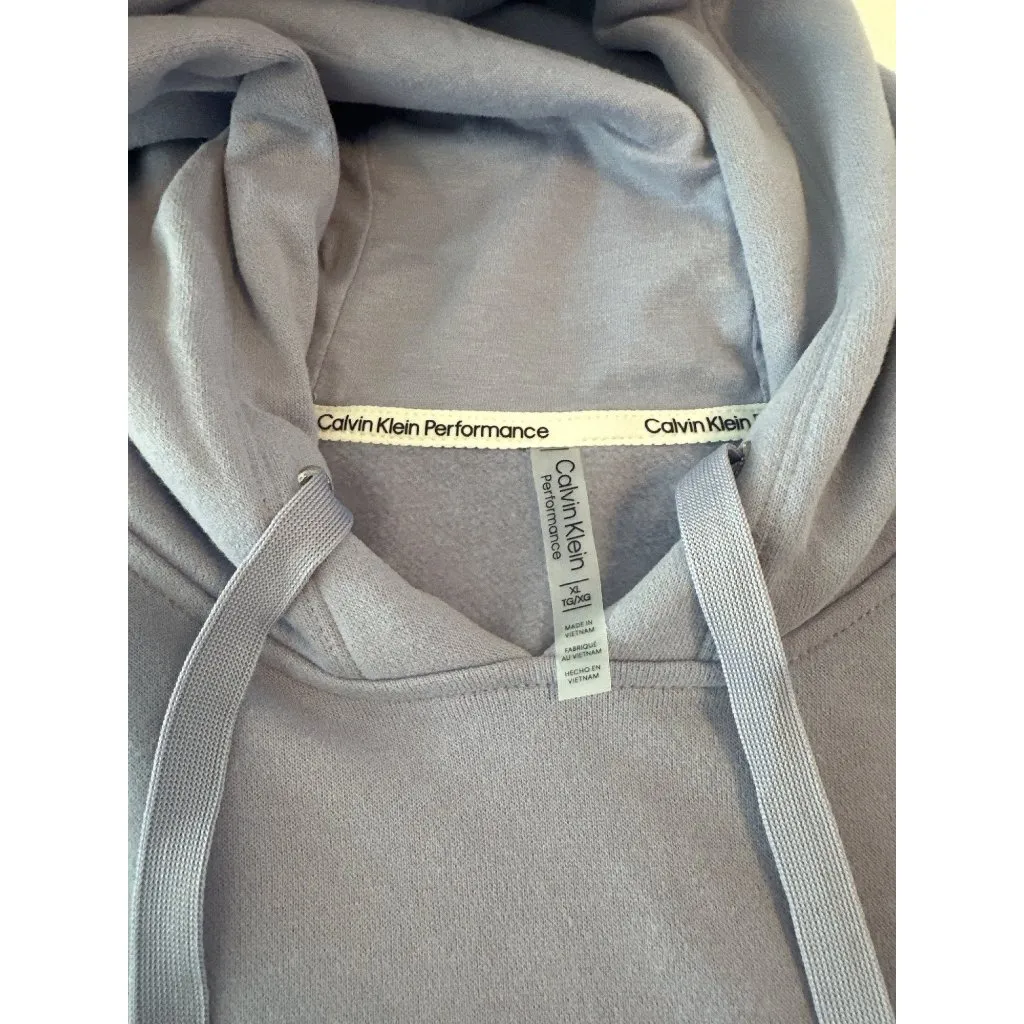 Calvin Klein women's cropped pullover hoodie, NWT, Size XL - Image 5