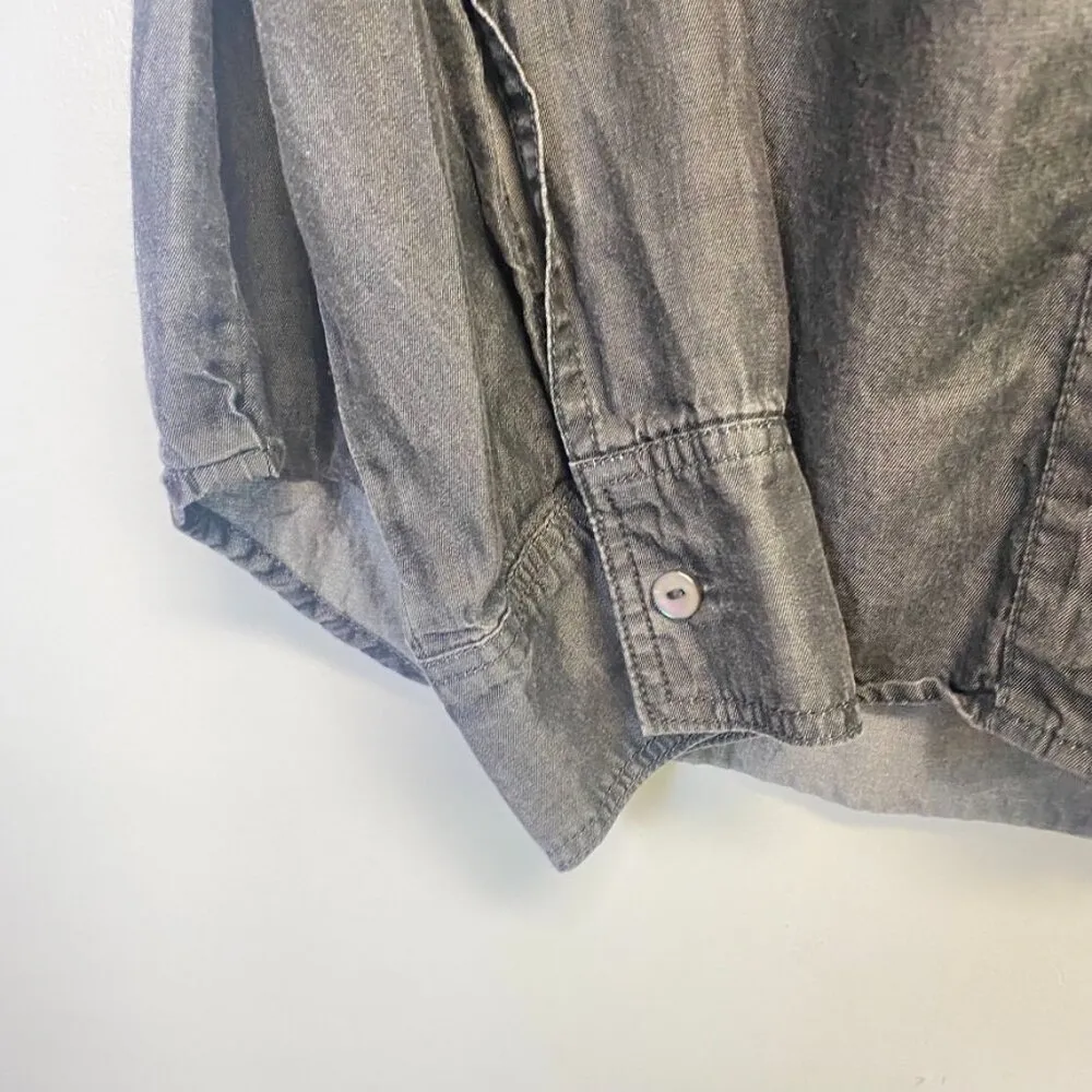 Chambrai Dark Button Down Top Gray Size M - Image 7